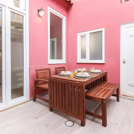 Portucale ! Design With Terrace *