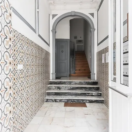 Portucale ! Design With Terrace *