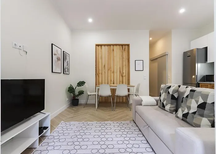 Portucale ! Design With Terrace * Лісабон