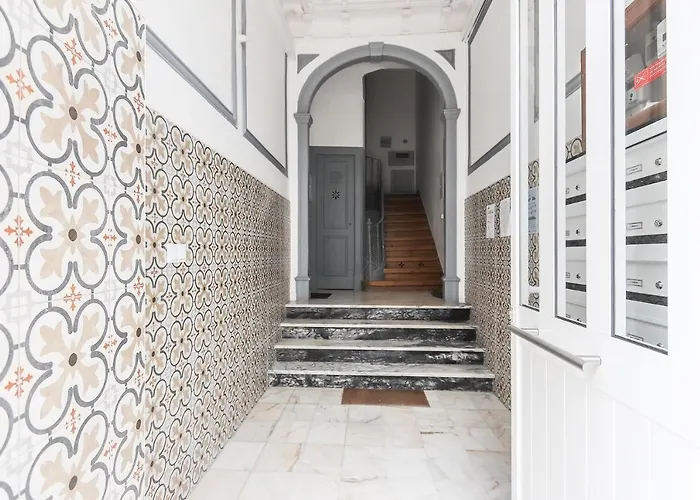 Portucale ! Design With Terrace *