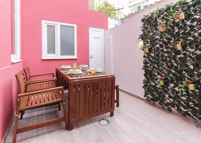 Portucale ! Design With Terrace *