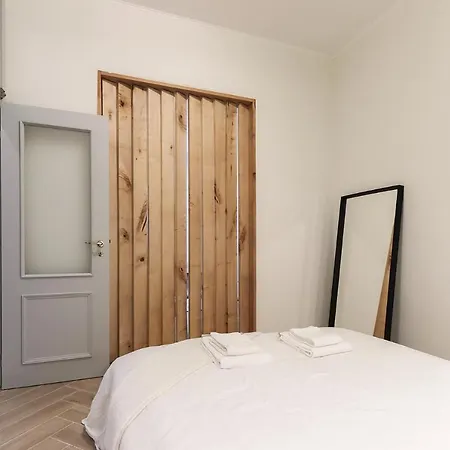 Portucale ! Design With Terrace Apartment Lisbon